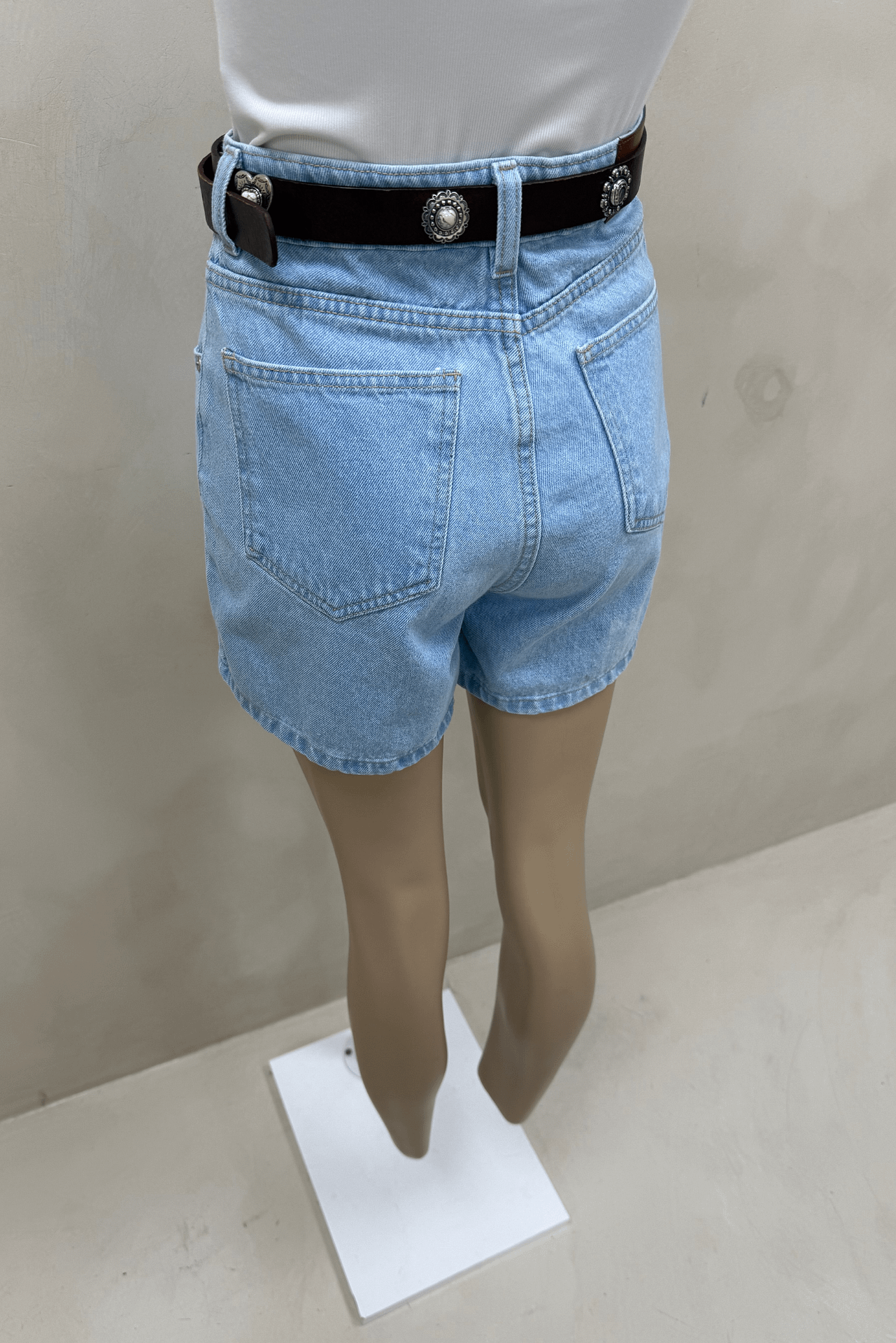 Short Mom Celeste
