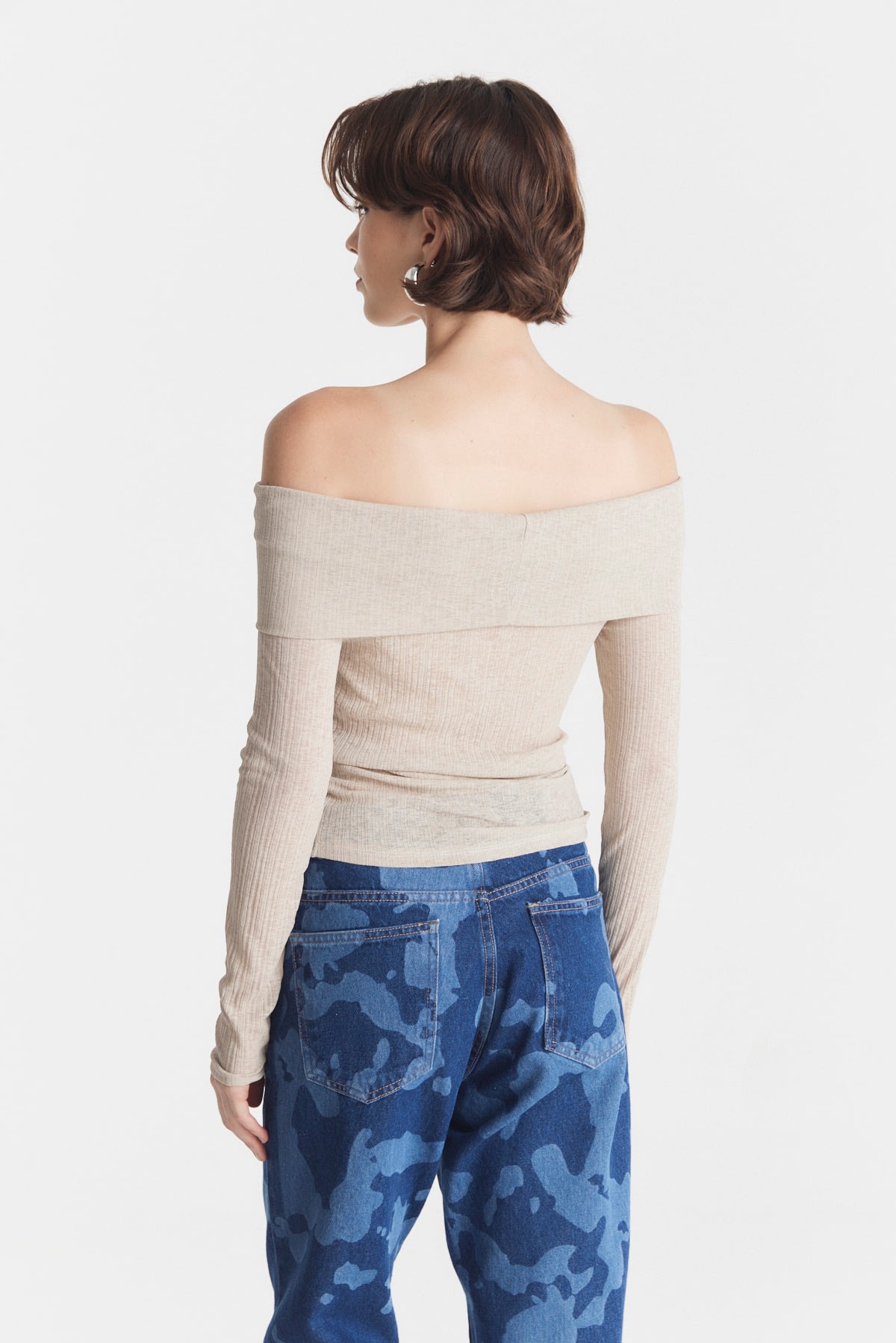 Camiseta Off Shoulder Azu