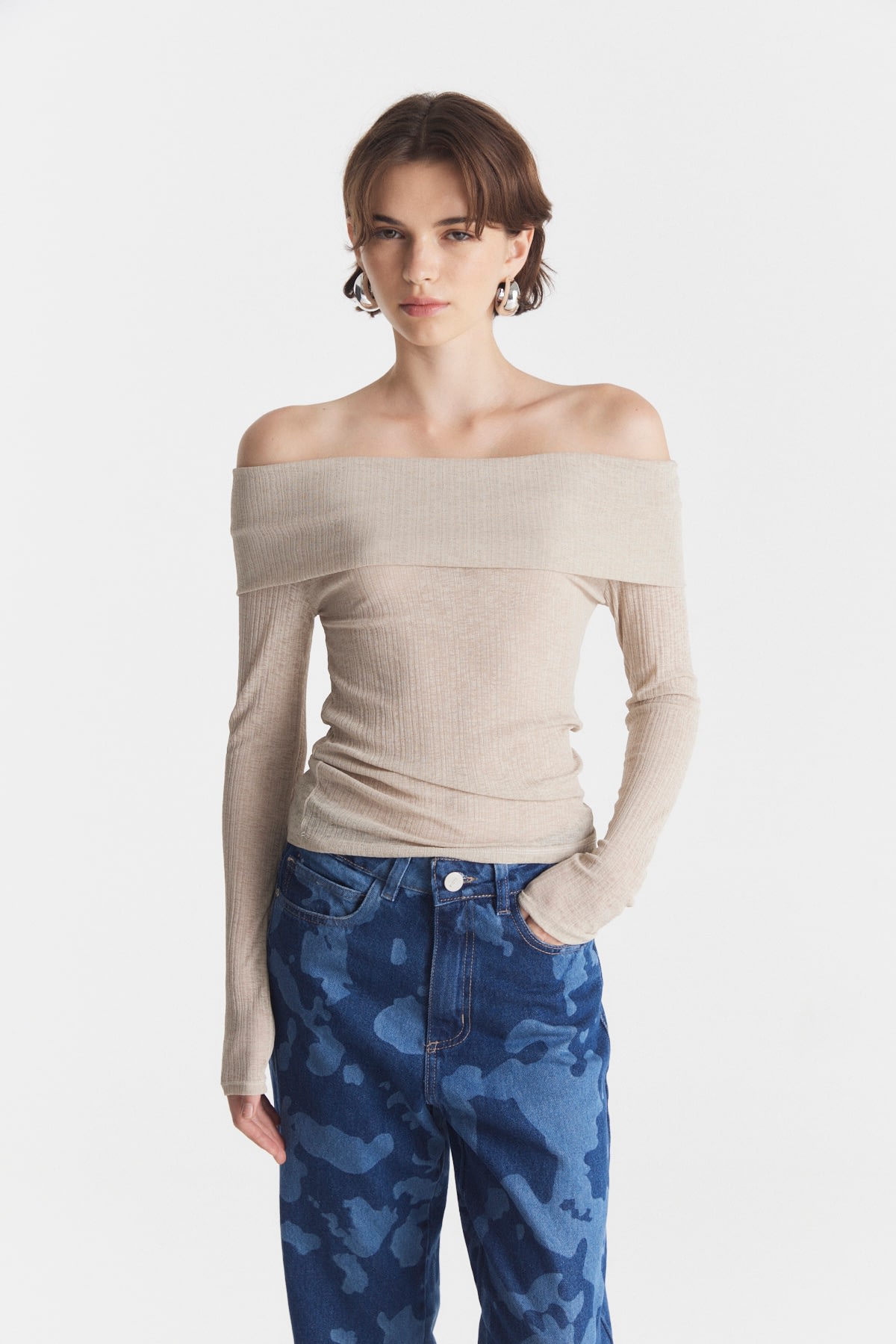 Camiseta Off Shoulder Azu