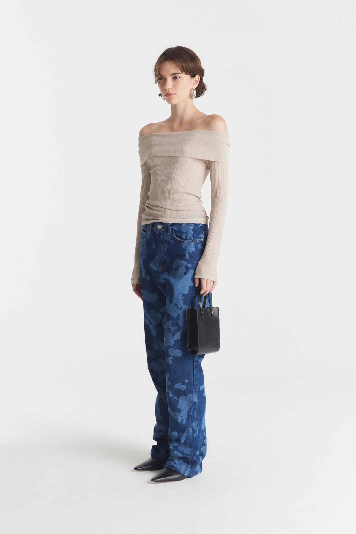 Camiseta Off Shoulder Azu