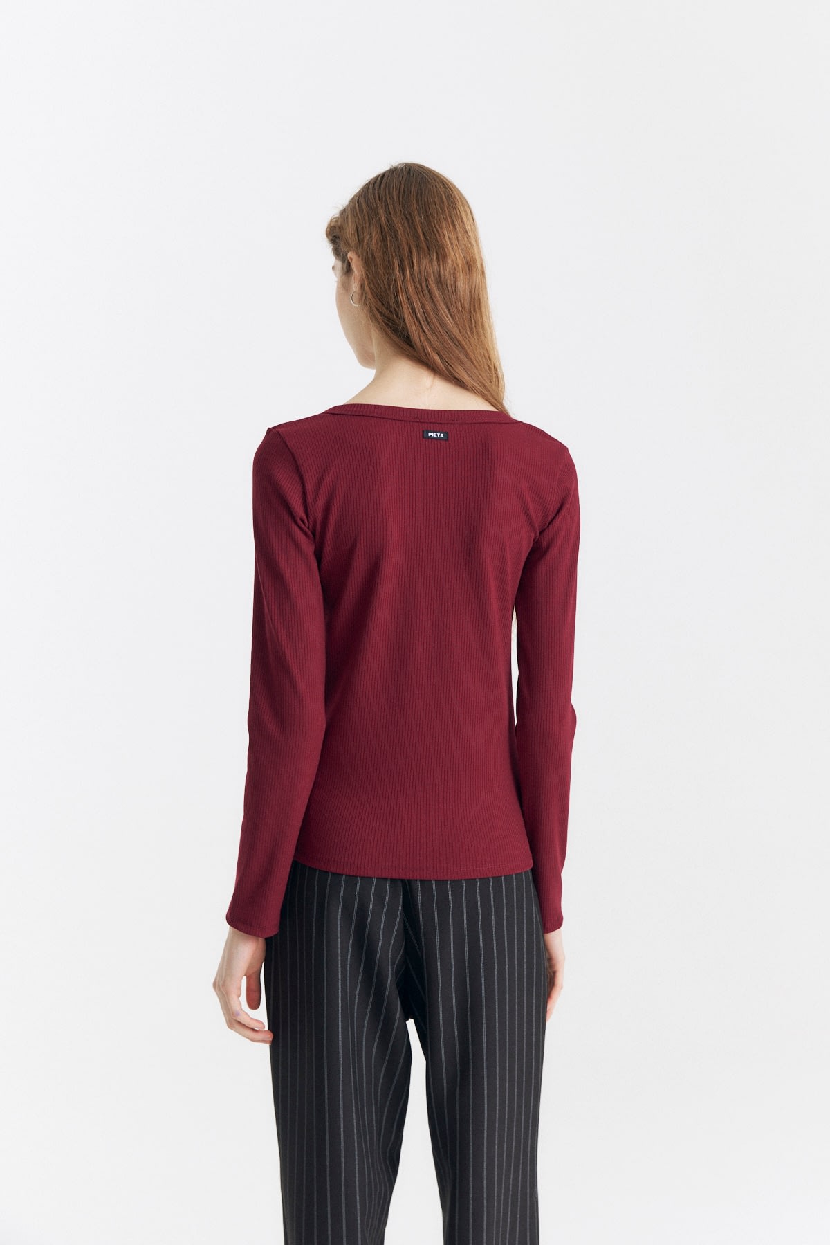 Camiseta Escote Cavado