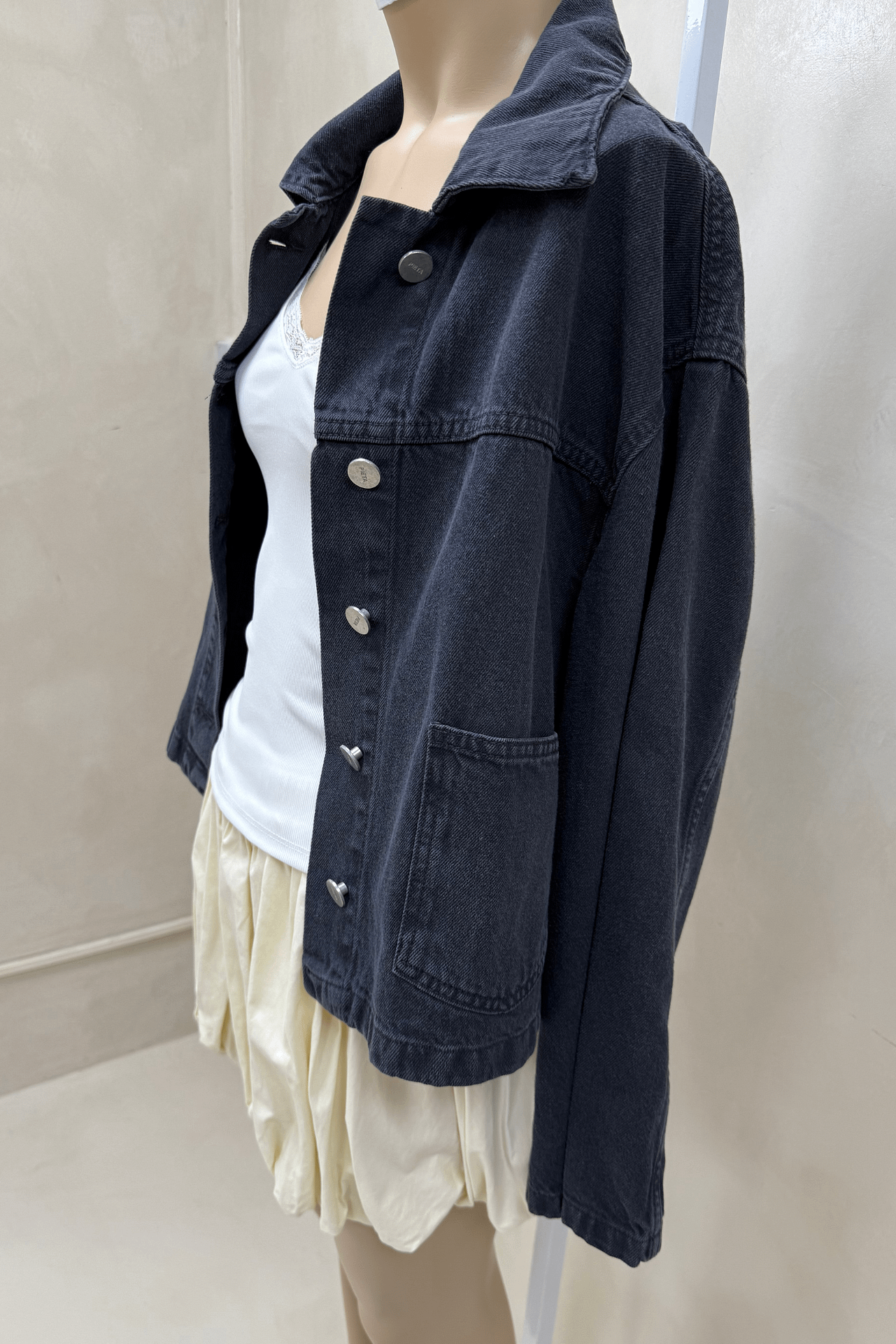 Campera Denim Bolsillos Black