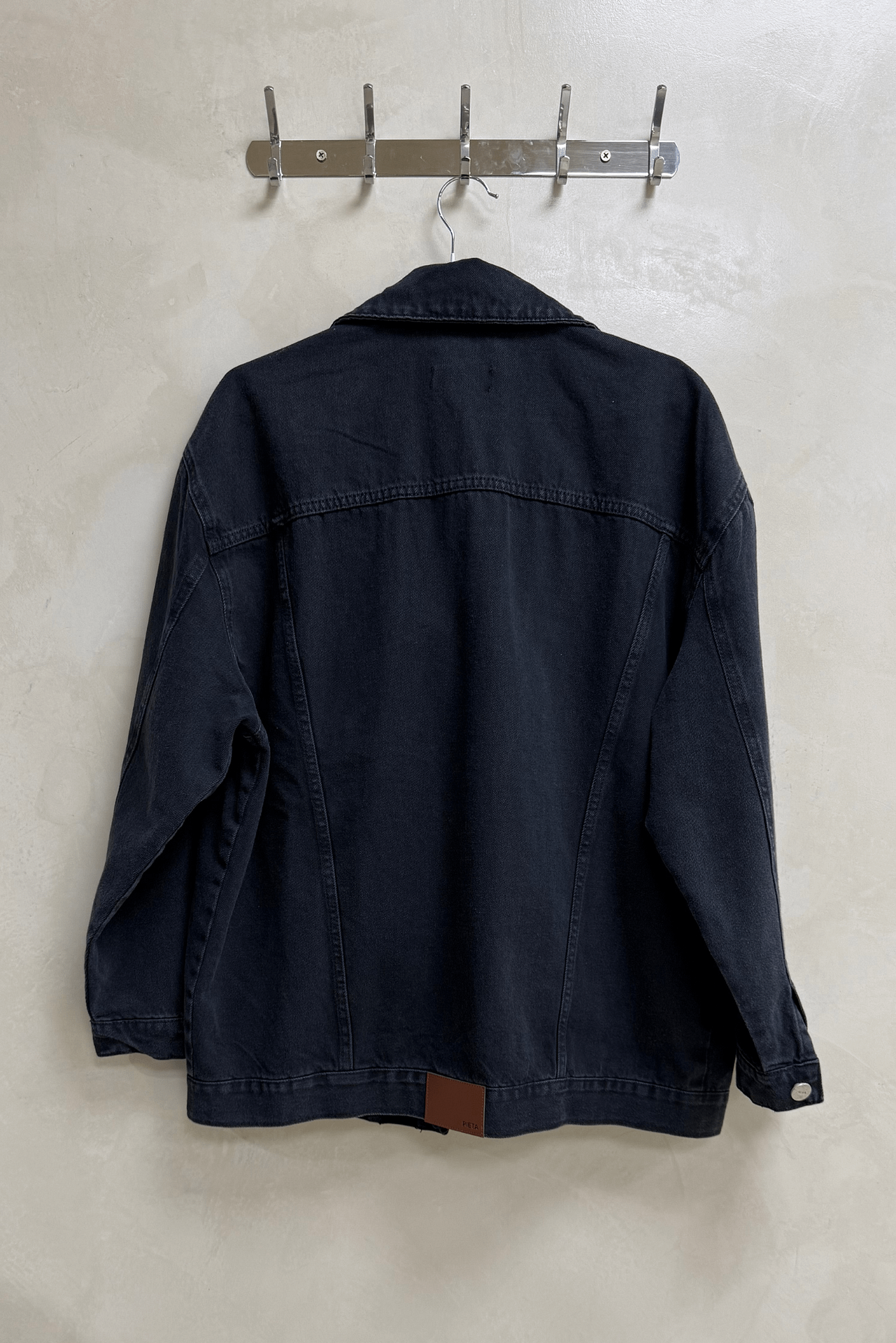 Campera Denim Recortes Black