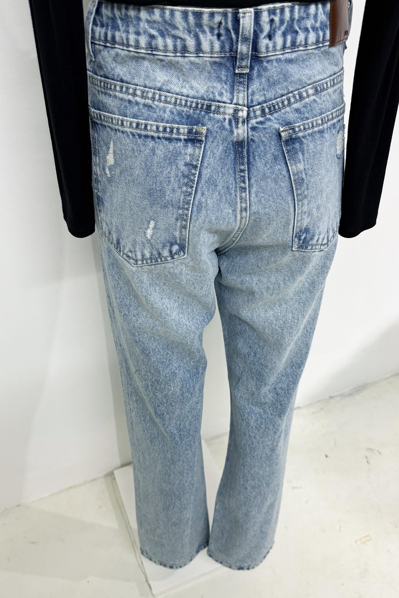 Jean Straight Full Sidney