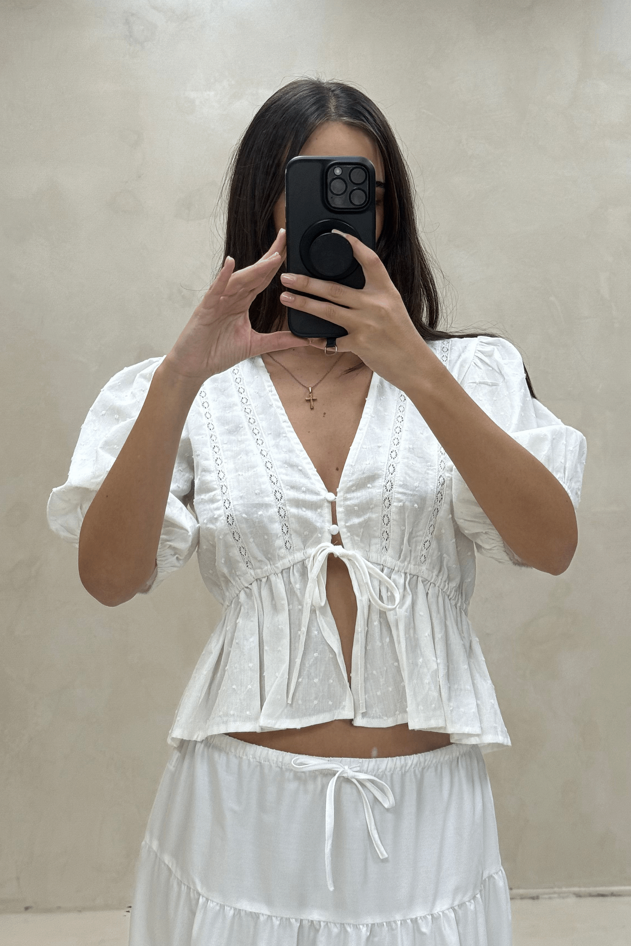Blusa con Puntilla Manga Corta