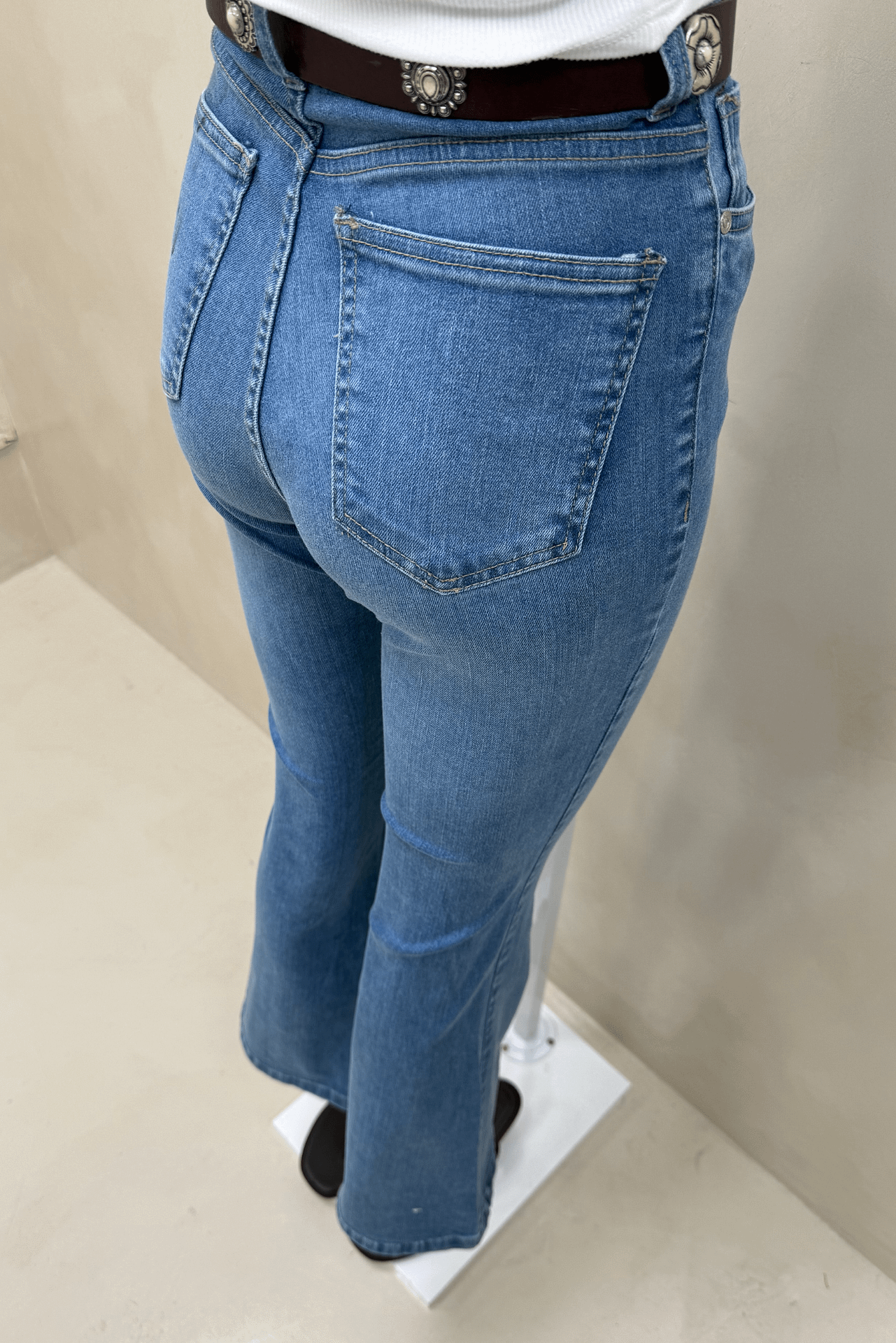 Jean Oxford Lola