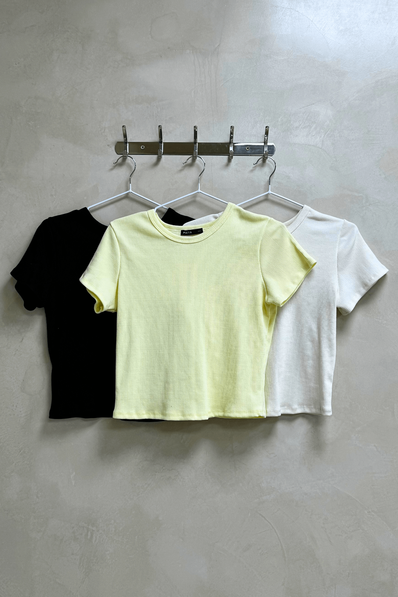 Remera Morley
