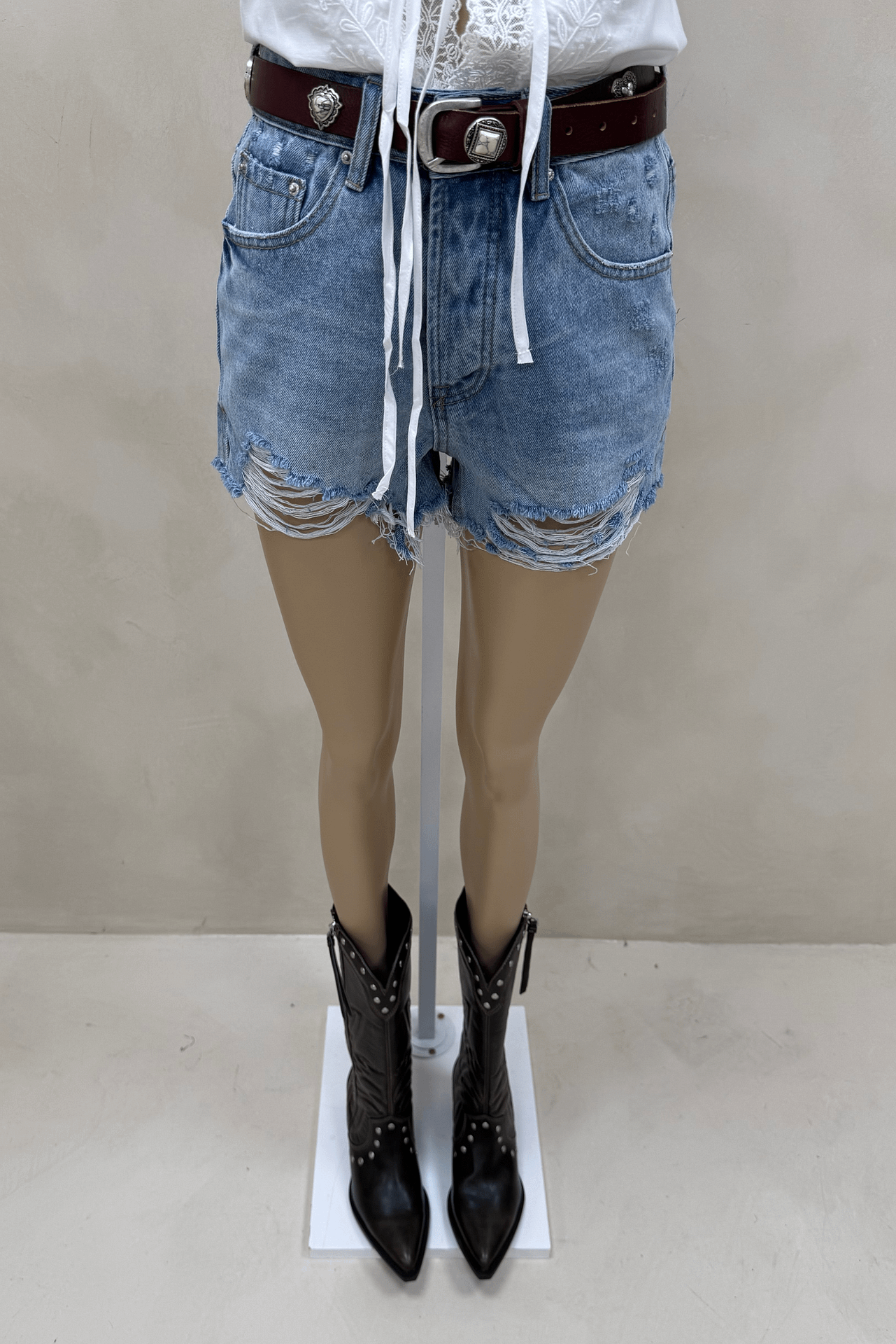 Short Emily 