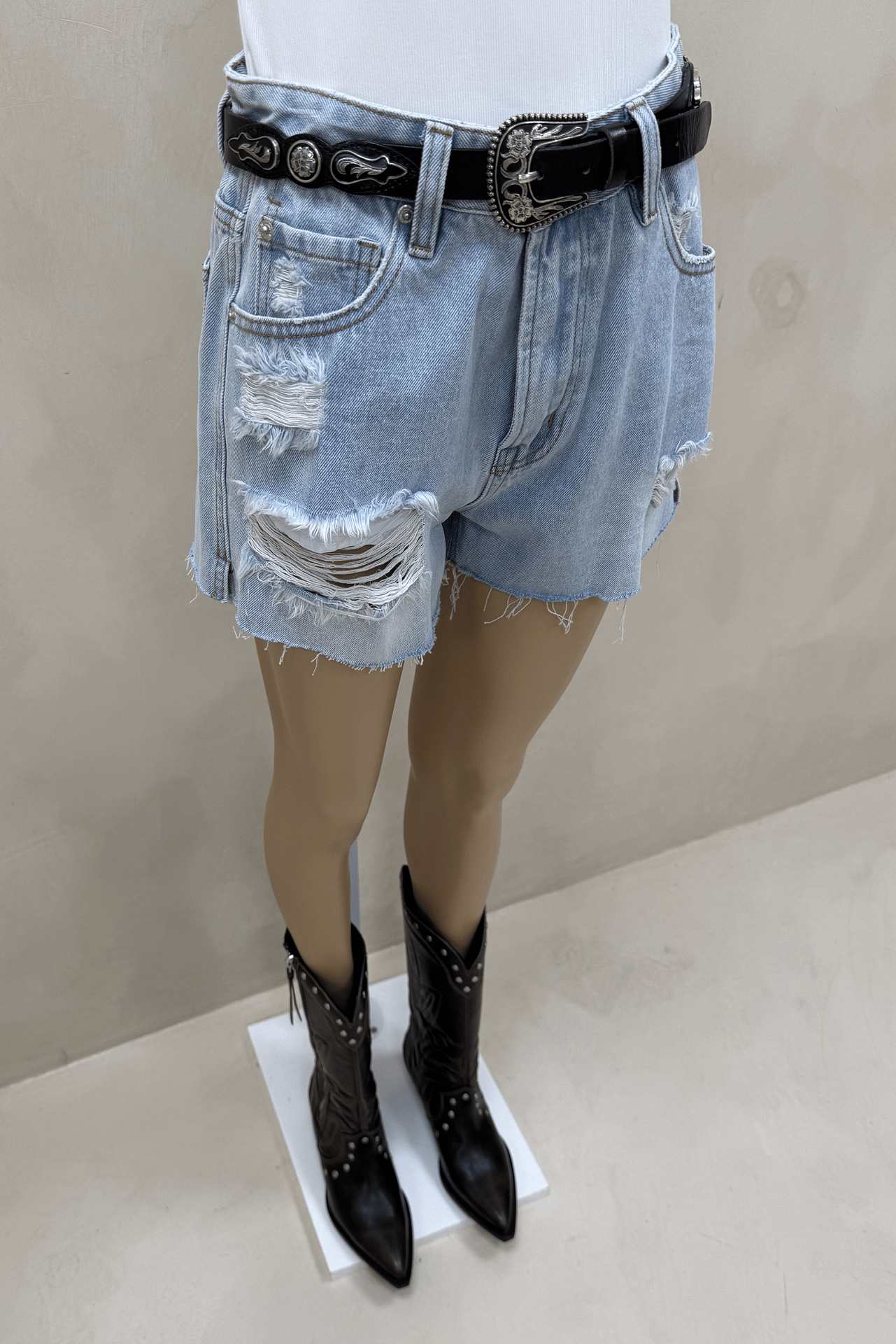 Short Britney