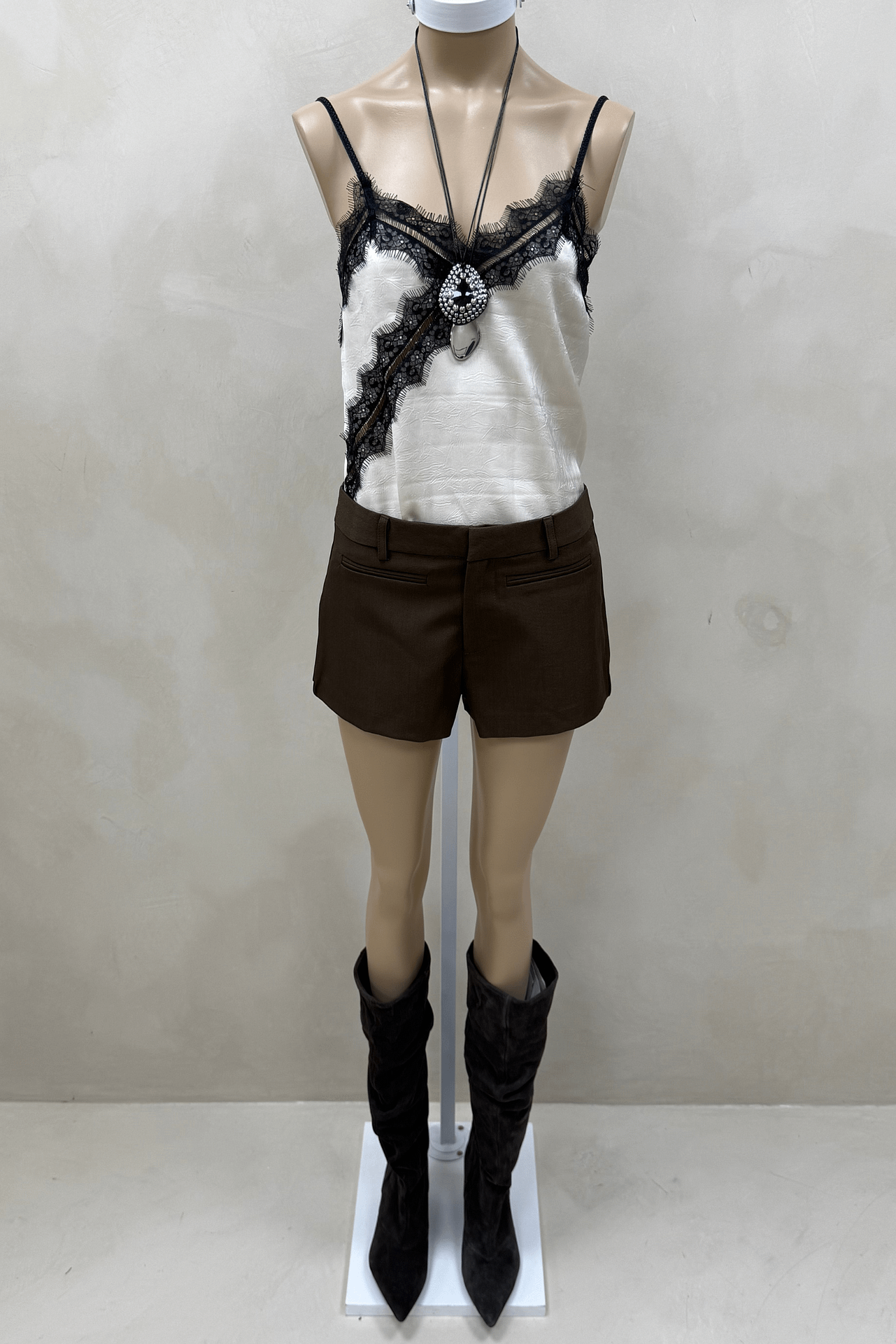 Short Sastrero Tiro Bajo