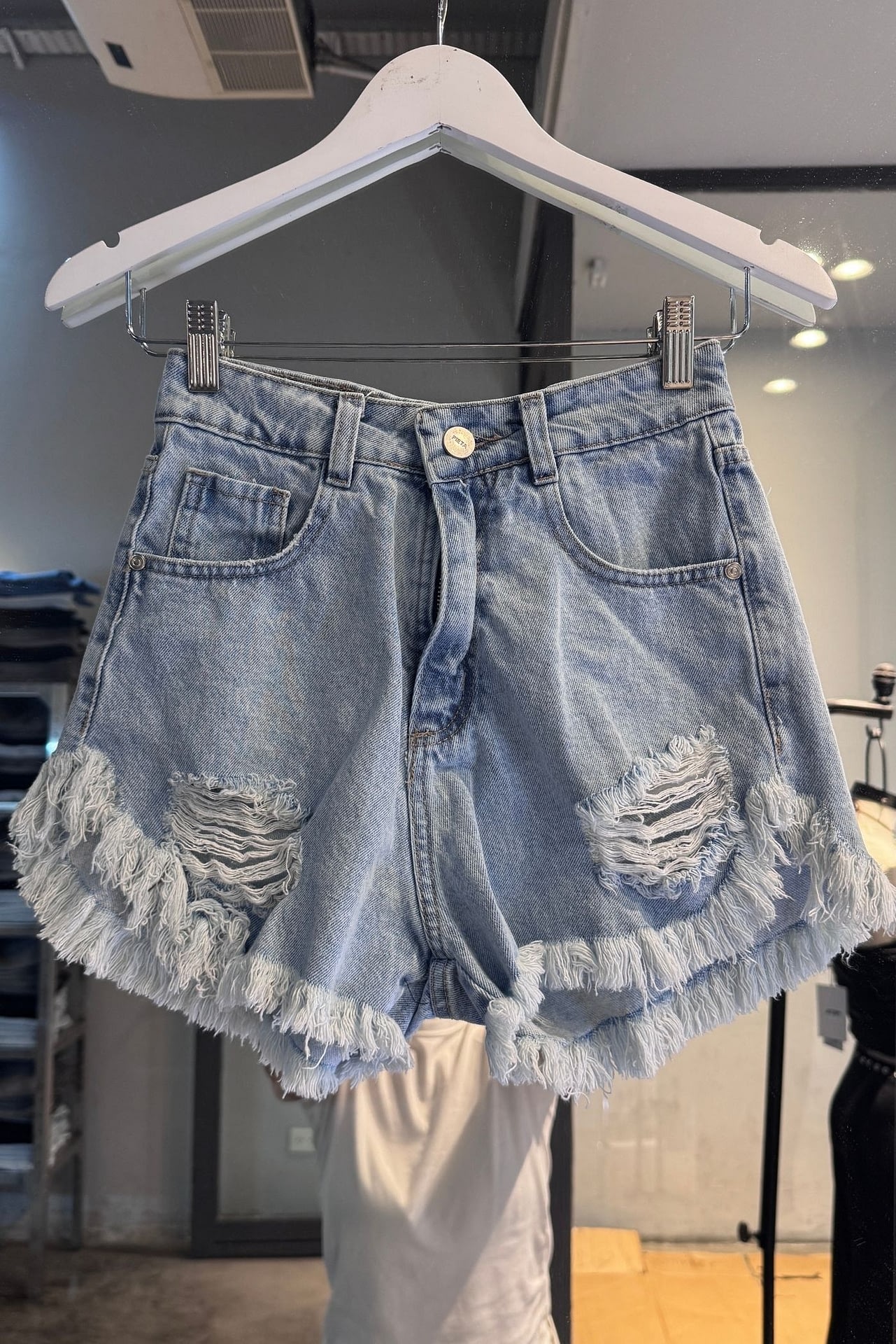 Short Cavado Intermedio