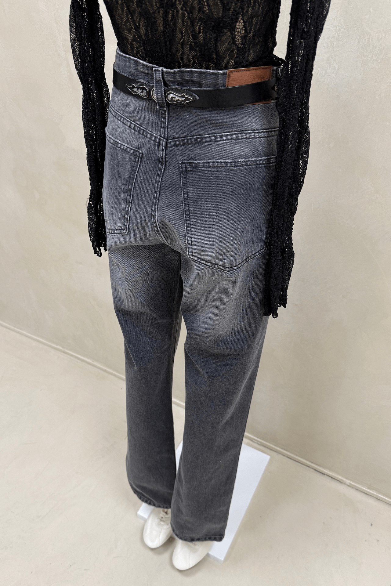 Jean Straight Full Black Ariel