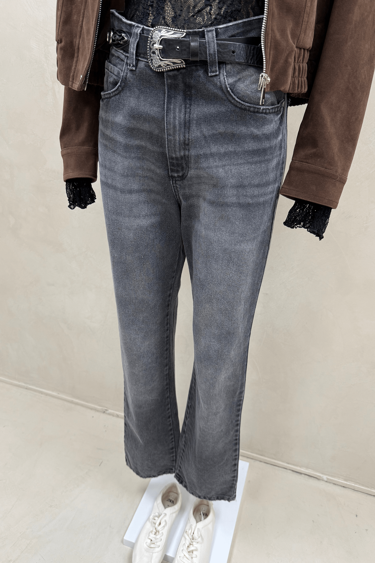 Jean Straight Full Black Ariel