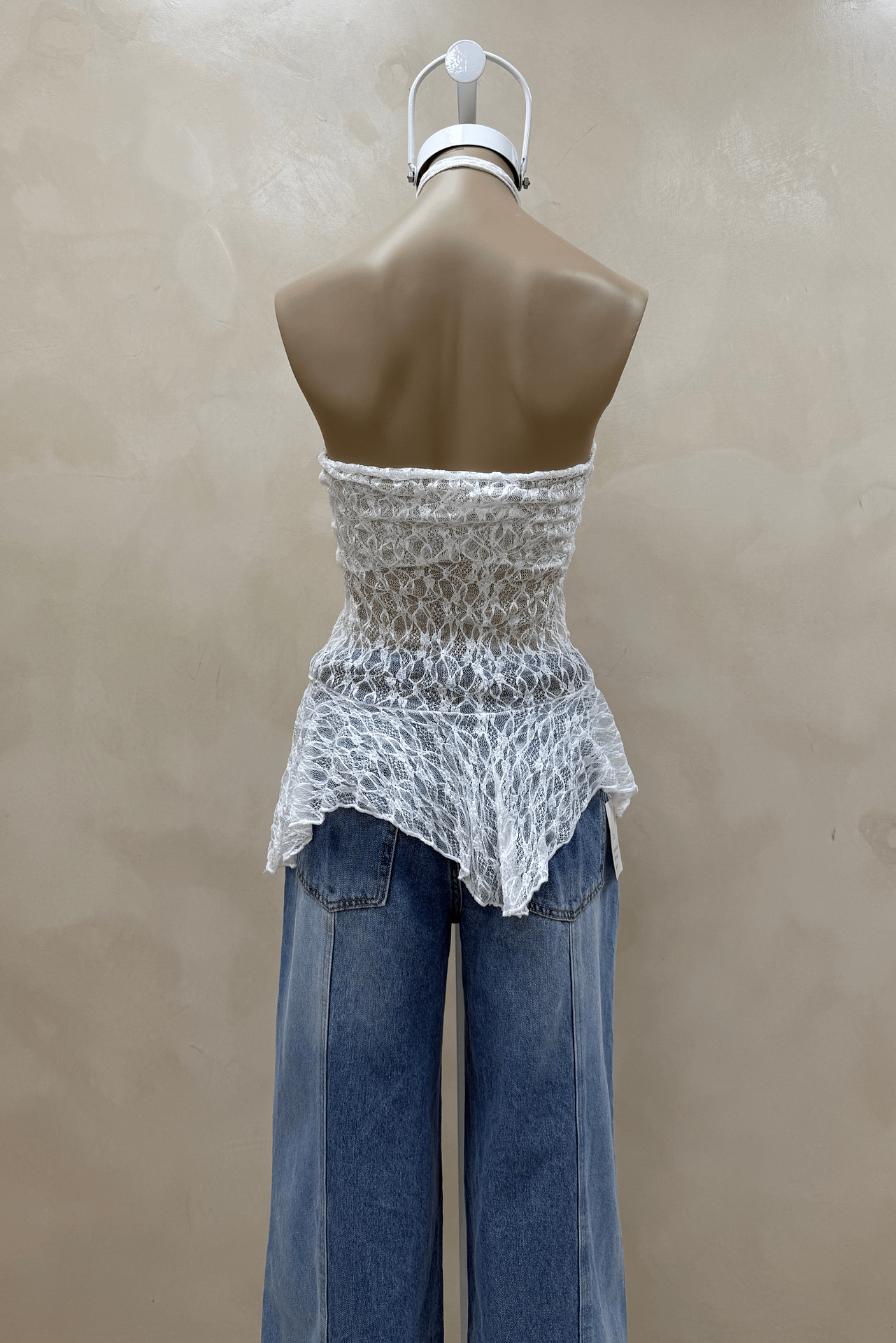 Top Encaje Strapless Volados