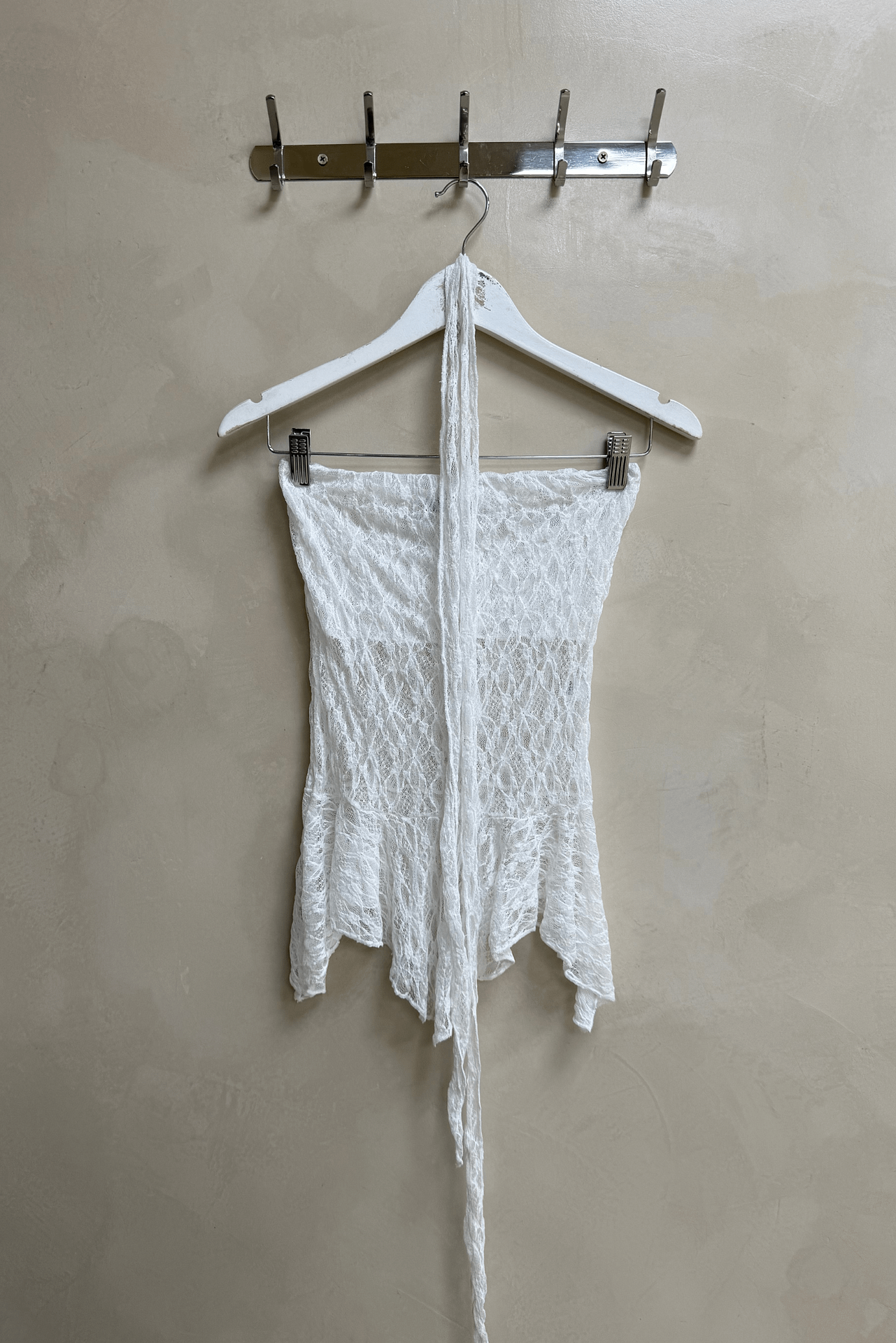 Top Encaje Strapless Volados