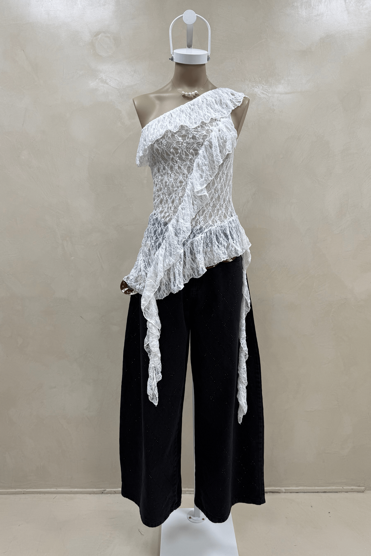 Top Encaje Volados Pico