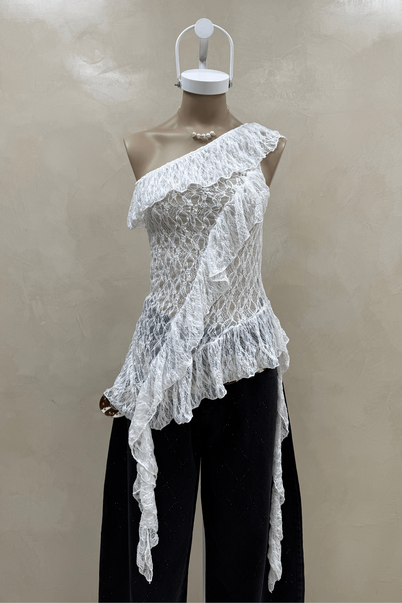 Top Encaje Volados Pico