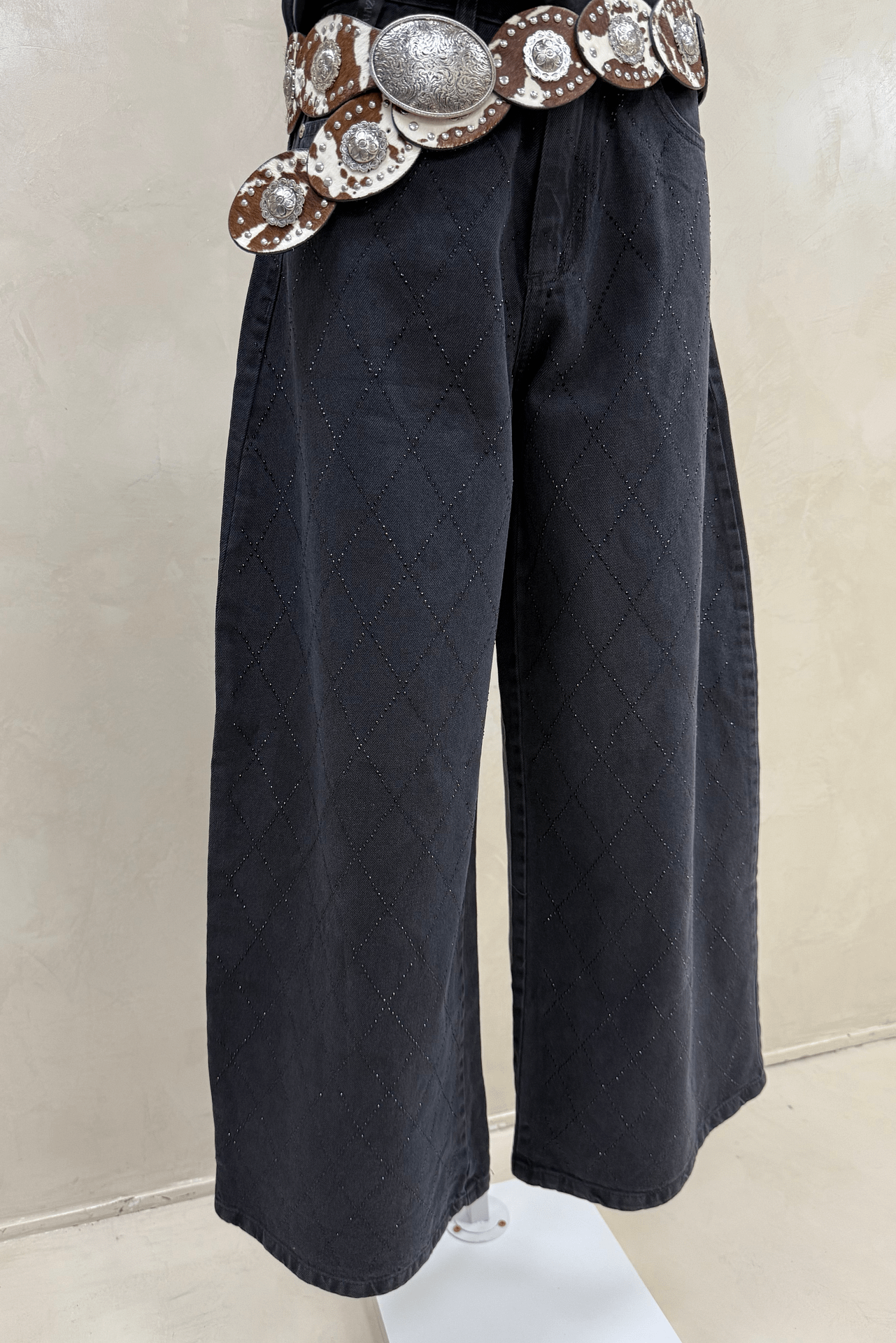 Jean Extra Wide Black Rombos