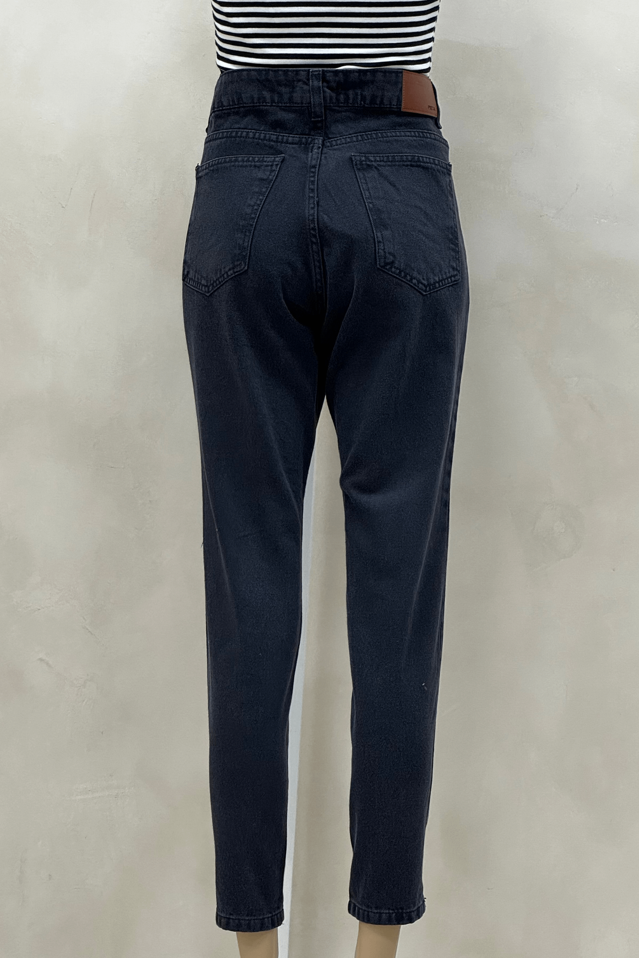 Jean Mom Black