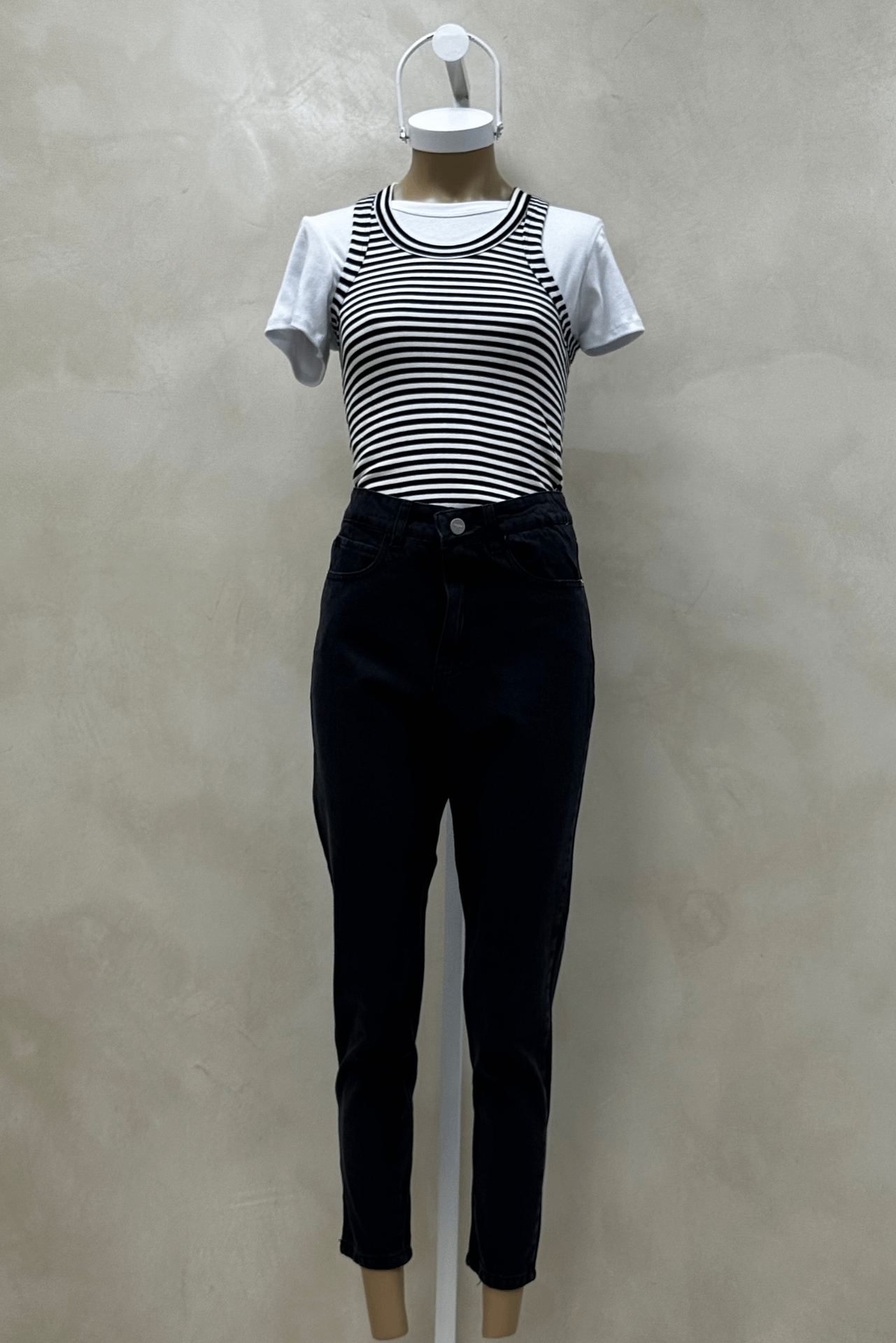Jean Mom Black