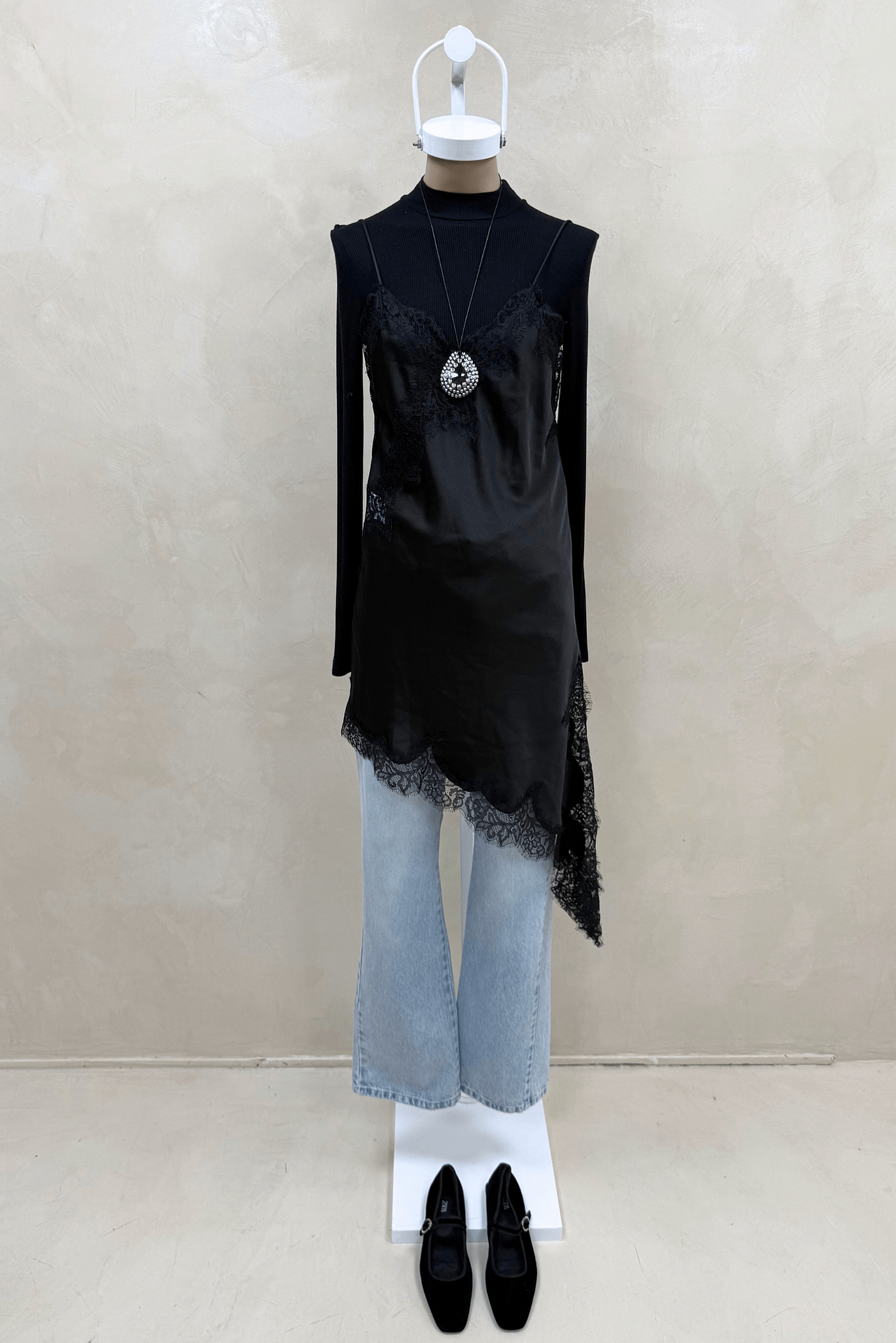 Jean Straight Full Celeste Bigotes