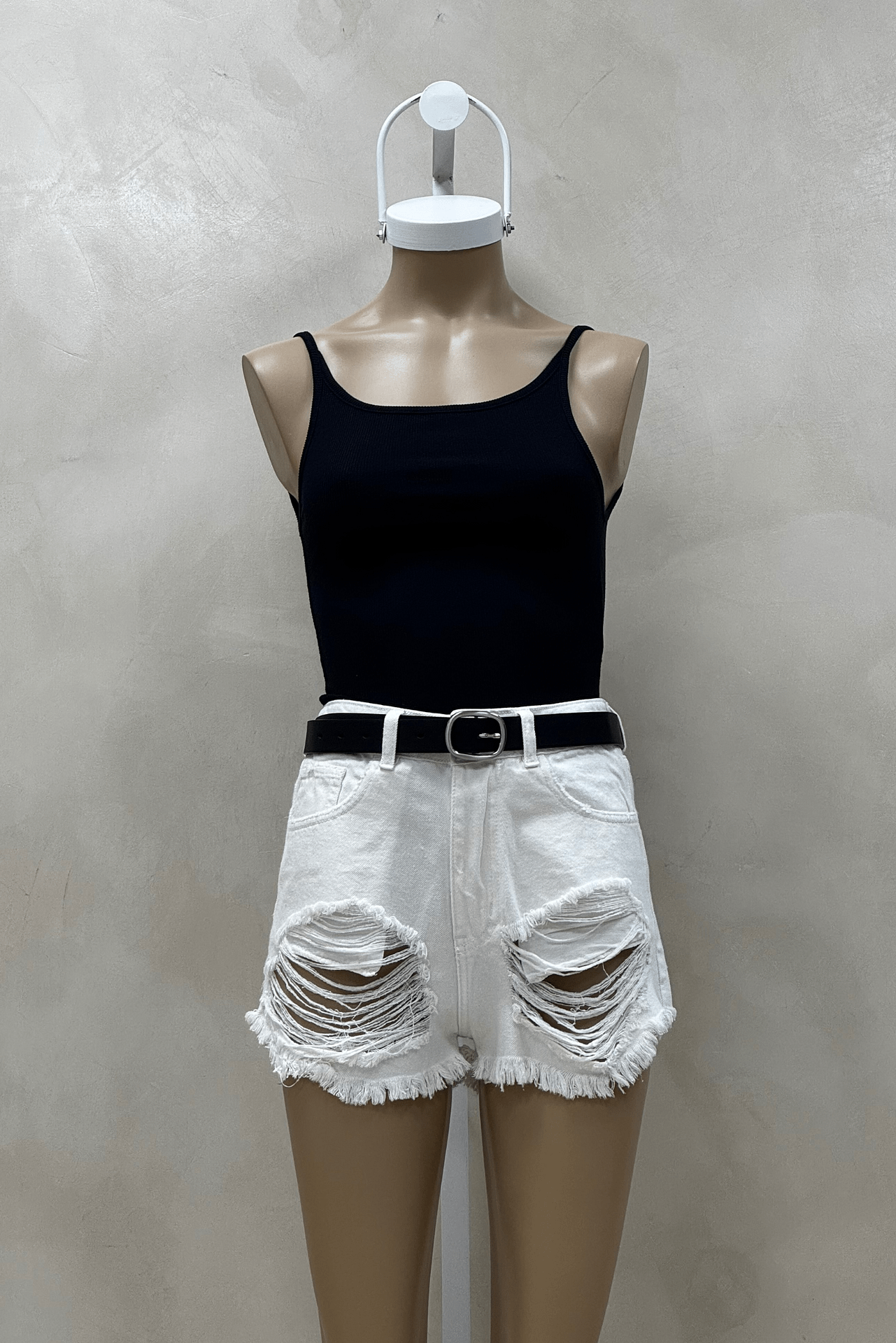 Short Off White Roturas